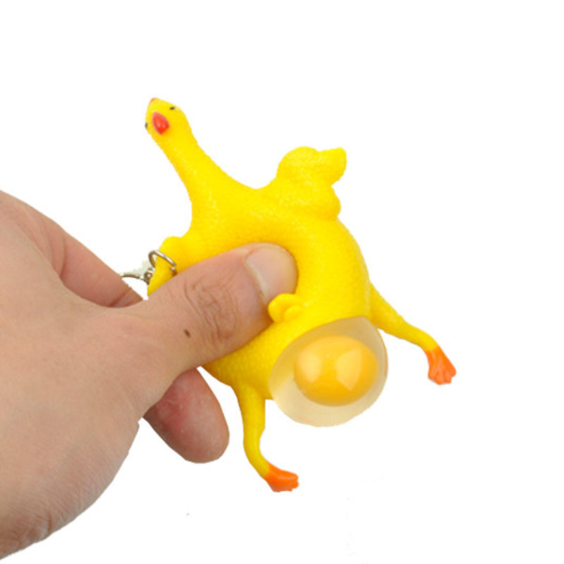 1pc Mini Porte-clés Poulet en Caoutchouc, Jouet de Pincement Amusant avec Œufs à Pondre, Cadeau de Blague Délicate pour Jeunes, Accessoires de Poulet