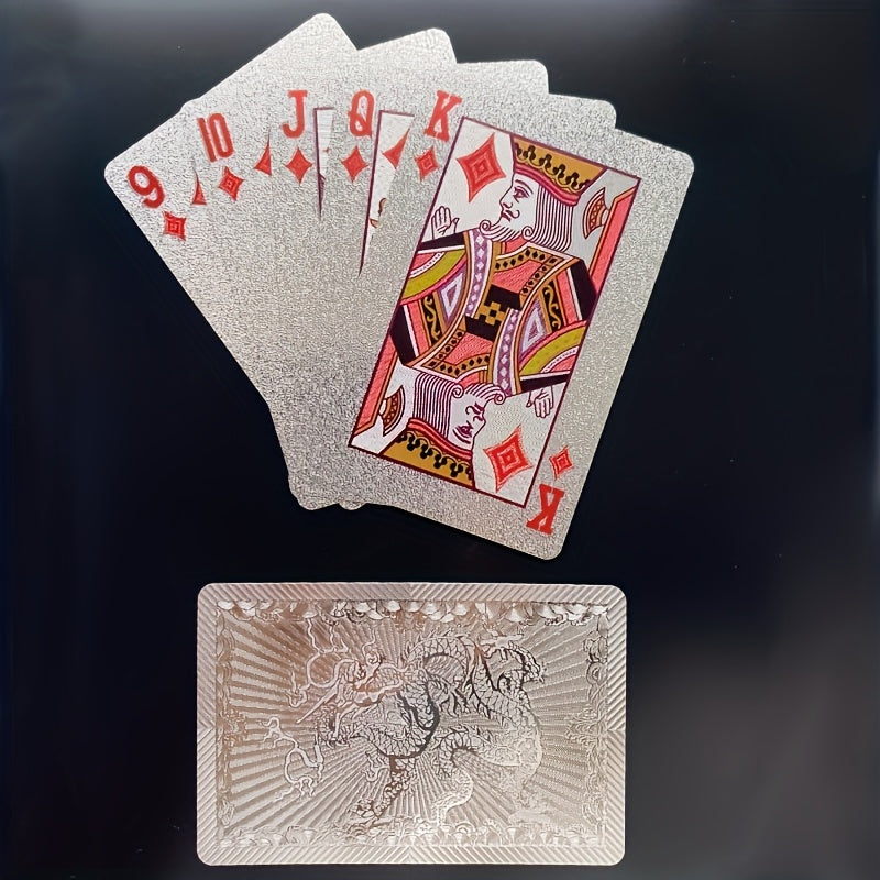 Une carte de jeu en PVC imperméable et durable - Fabriquée en plastique rigide épais, idéale pour toute occasion - une excellente choix pour les fêtes en plein air et les activités de loisirs en famille.